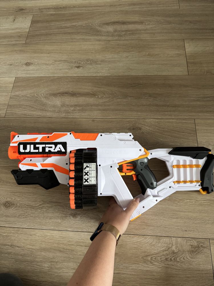 Nerf ULTRA ONE Hasbro automatyczna wyrzutnia