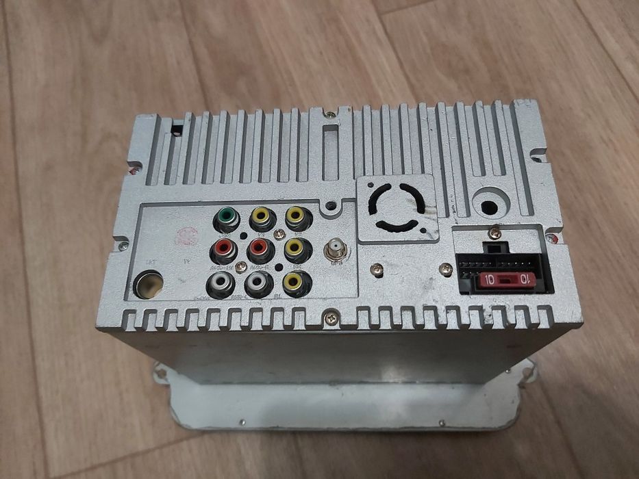 Автомагнитола с кодом и ПОЛКА Skoda на Фабия 1  и маг группы ВАГ