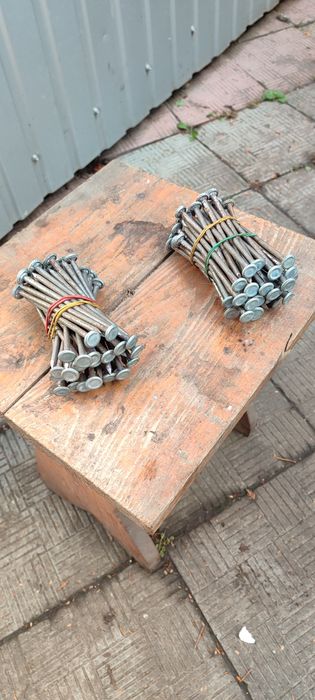 Продам цвяхи шиферні.