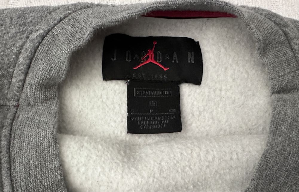 Jordan размер М. .