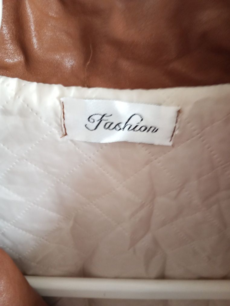 Casaco lindo bege/castanho pelo/pele sintético L/XL
