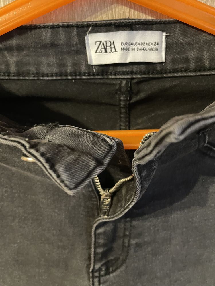 Spodnie ZARA rurki dżinsowe szare