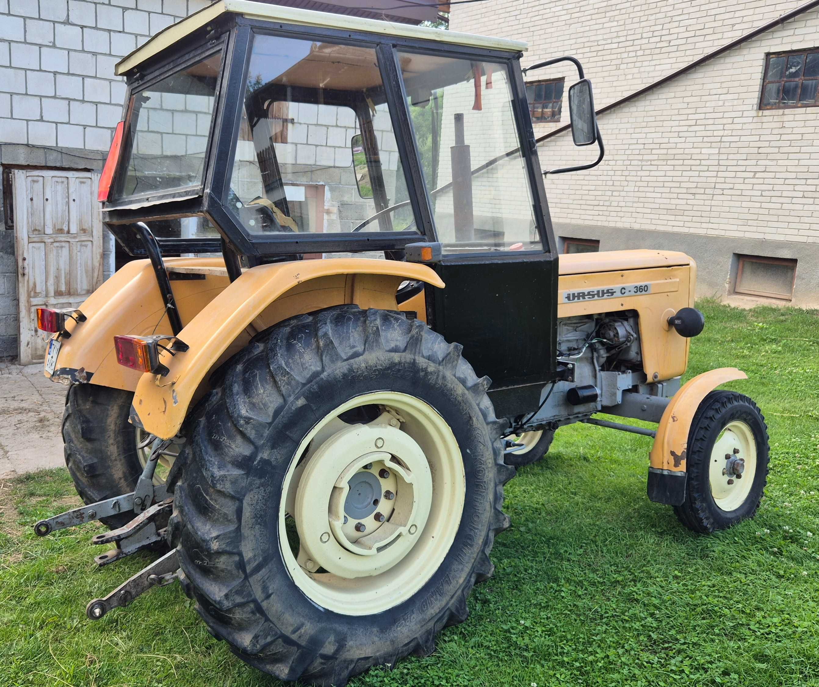 Ursus C- 360  1985