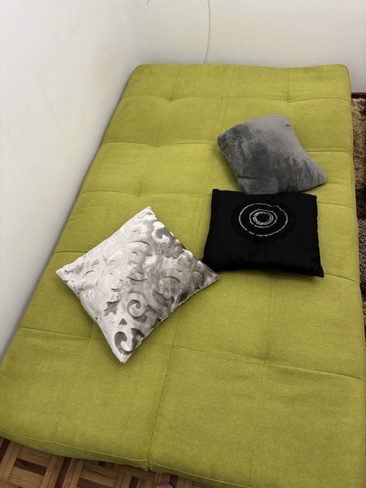 Sofa cama bem conservado