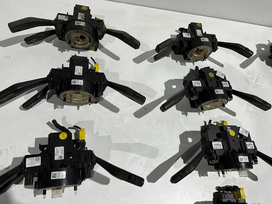 Подрулевой переключатель Skoda A5 Golf 5 Passat B6 гитара шлейф руля