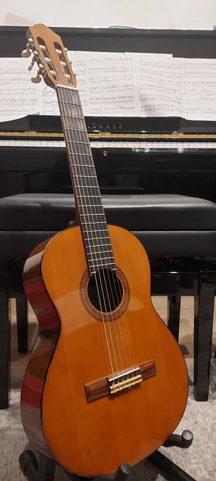 gitara akustyczna Yamaha 1/2