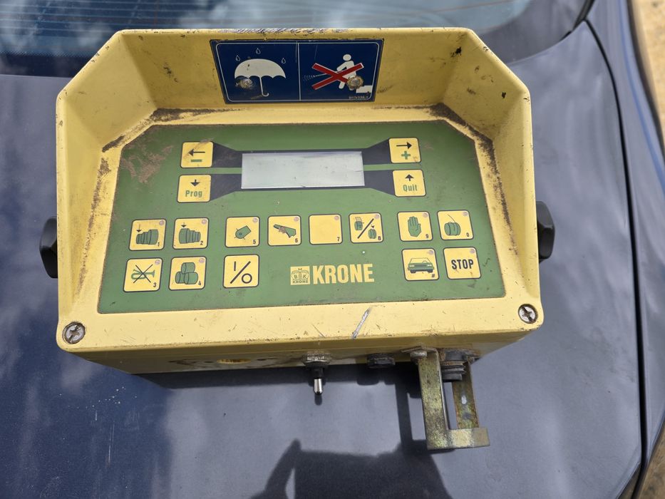 Prasa rolująca Krone VarioPack 1500