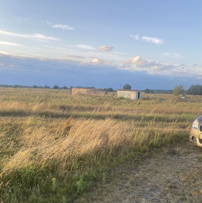 Ділянка в с. Гнідин. 12 сот. під забудову 999 уо за сотку