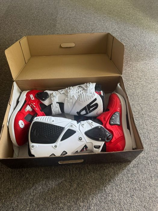 Sidi Crossfire 3 srs мотоботи, не  Gaerne sg12 Fox Leatt Alpinestars