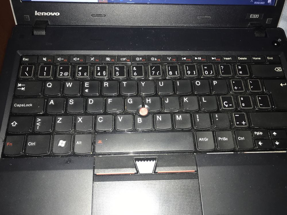 Portátil Lenovo thinkpad edge I3