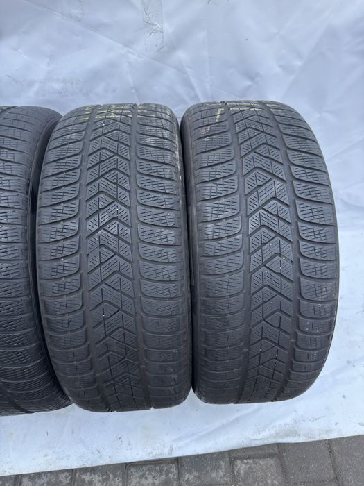 Колеса/резина/гума 255/50R19 Pirelli