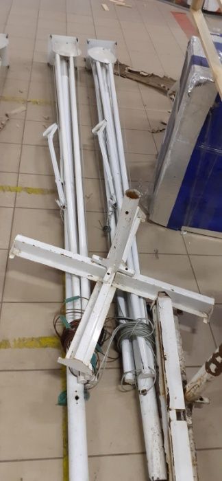 Зонт 4х4 метра, каркас б/у, тент новый, тросовый, торговый 4 трубы