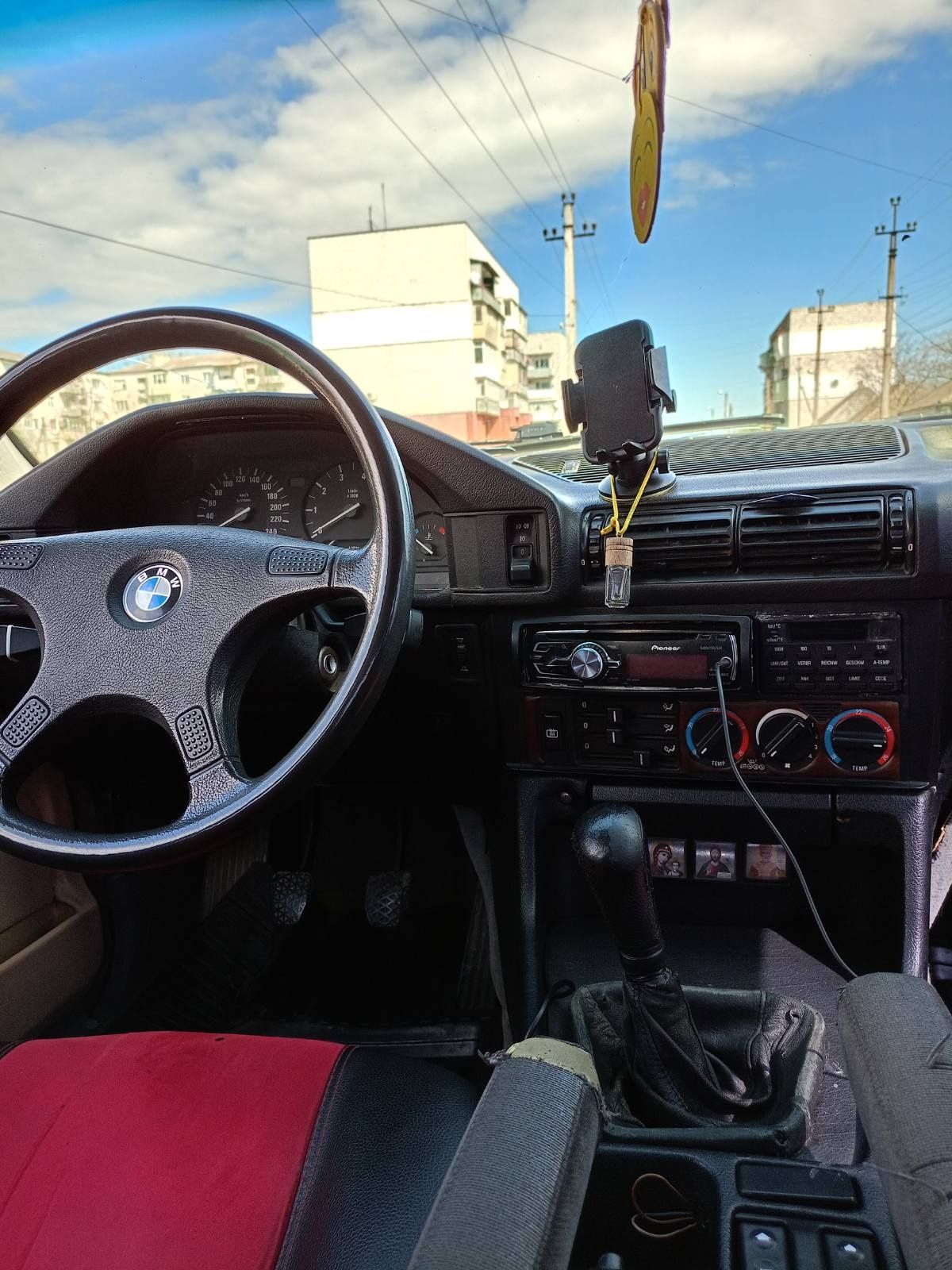 Продам  BMW -E34