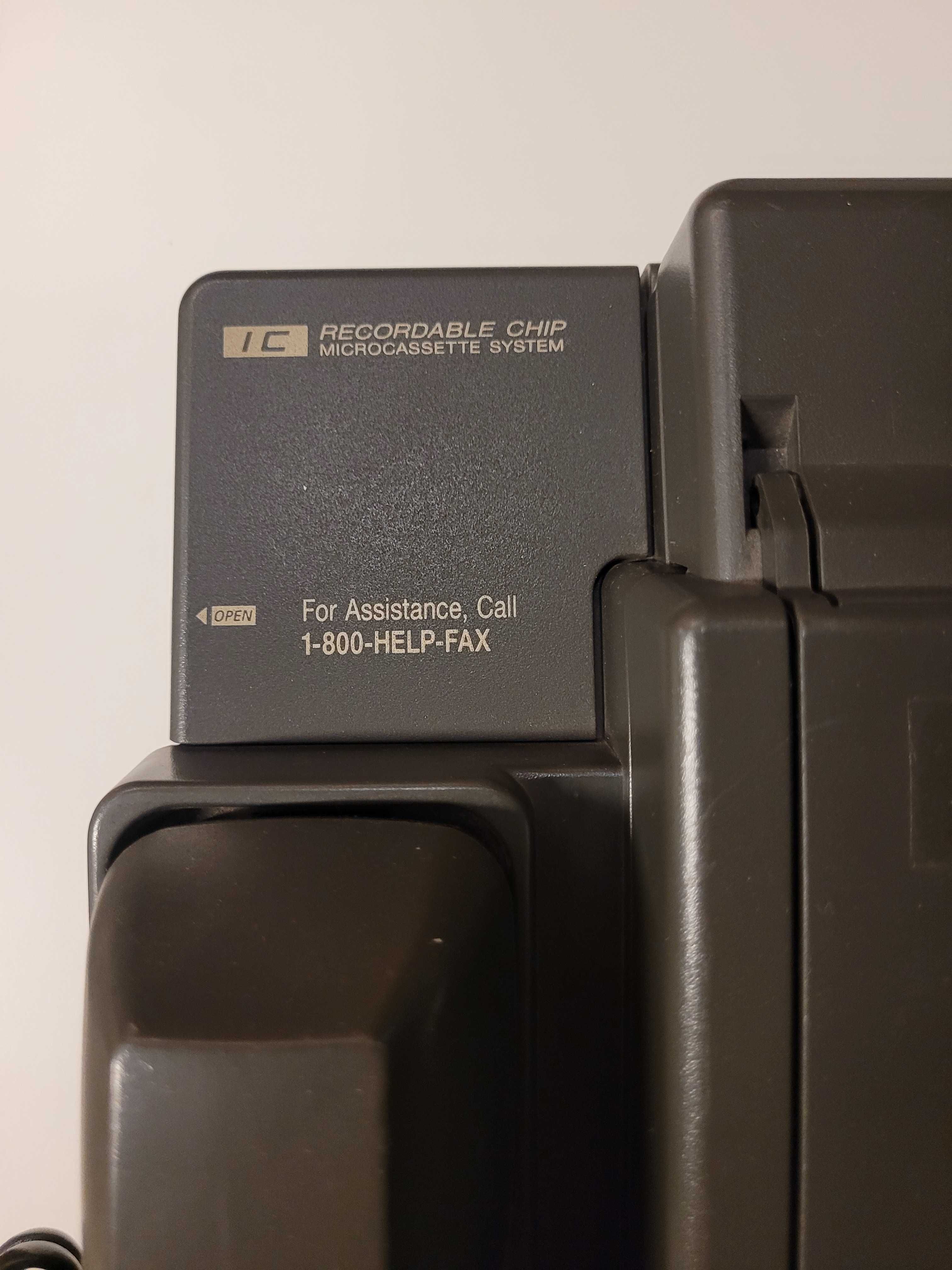 Telefax Panasonic z automatyczną sekretarką