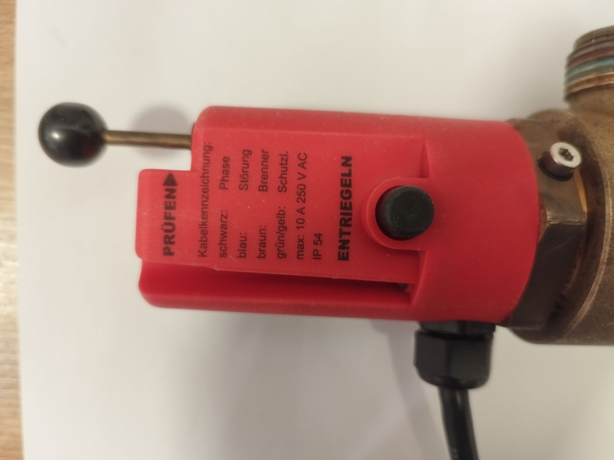 AFRISO Elektr. czujnik niskiego poziomu wody 48h
