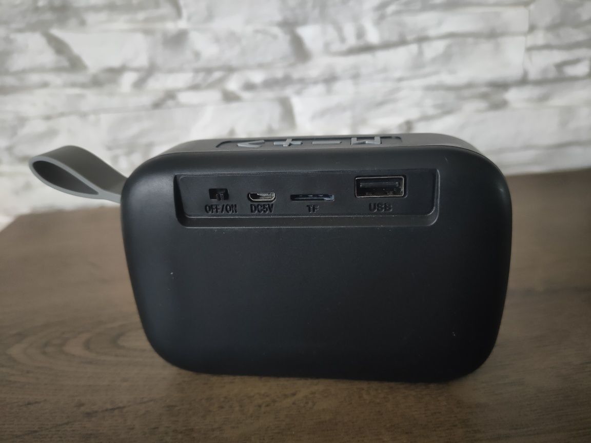 Głośnik bluetooth z radiem