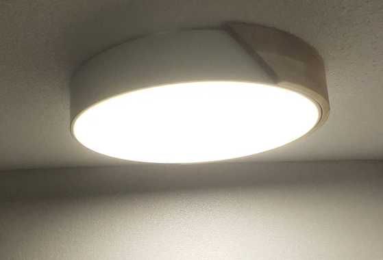 Lampa sufitowa LED okrągła drewniana - 30 cm