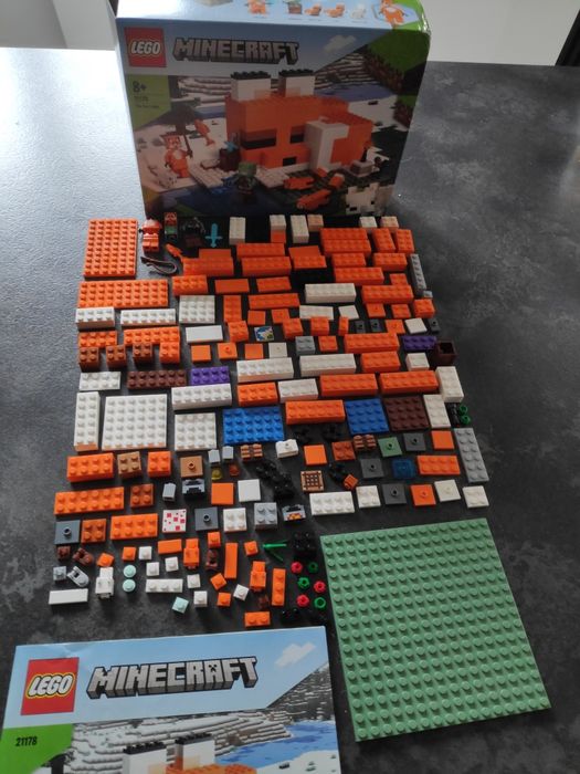 LEGO Minecraft 21178 Siedlisko lisów