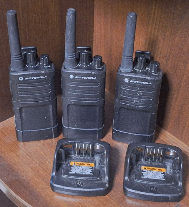 Рація Motorola xt 420