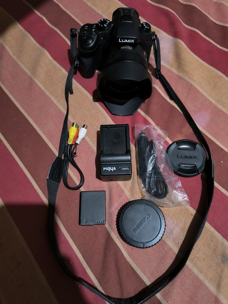 Camera Panasonic FZ1000