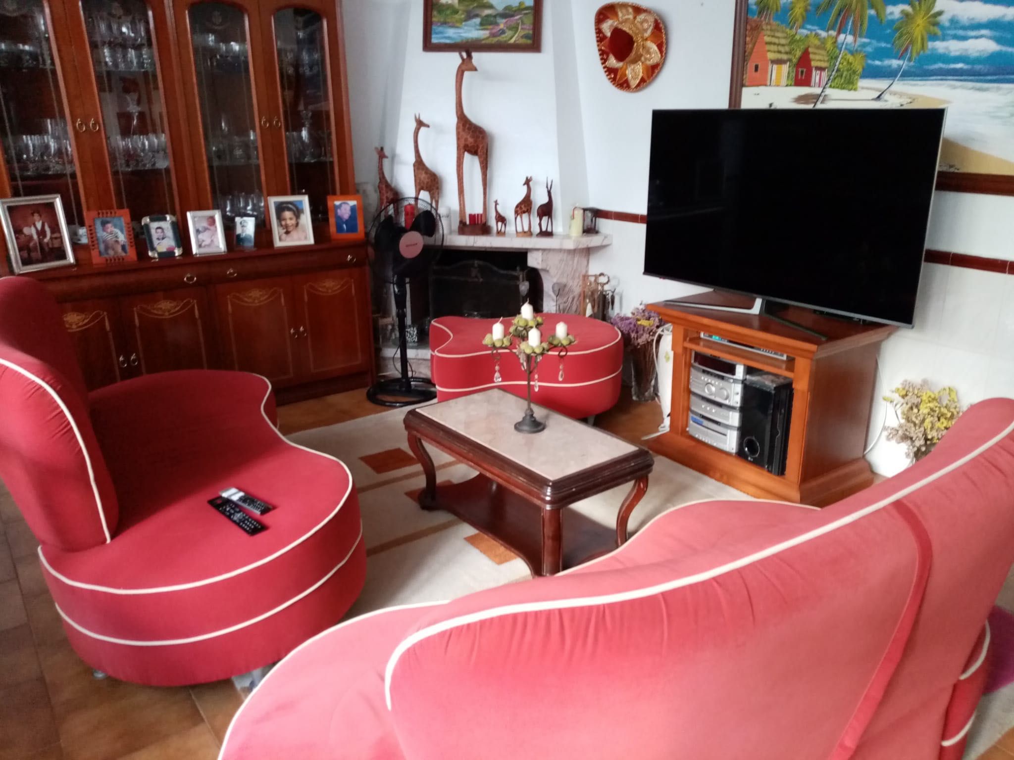 Conjunto  de Sofas em veludo  cor vermelho