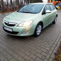 Sprzedam Opel Astra J 1.4 Turbo