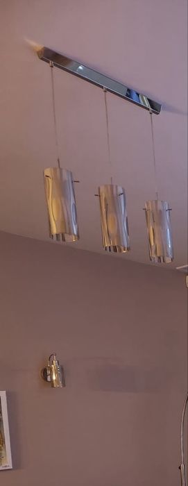Sorzedam lampę sufitową potrójną
