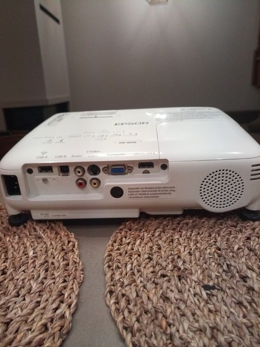Проектор Epson EB W28 wi-fi