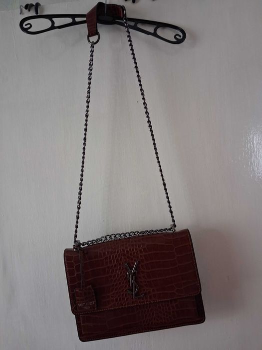 Yves Saint Laurent сумка не шкіра під крокодила коричнева
