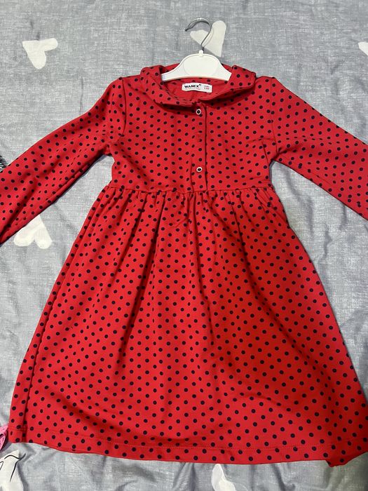 Сукня на дівчинку 5 років