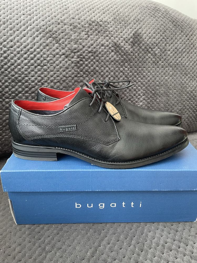 Чоловічі туфлі Bugatti шкіряні