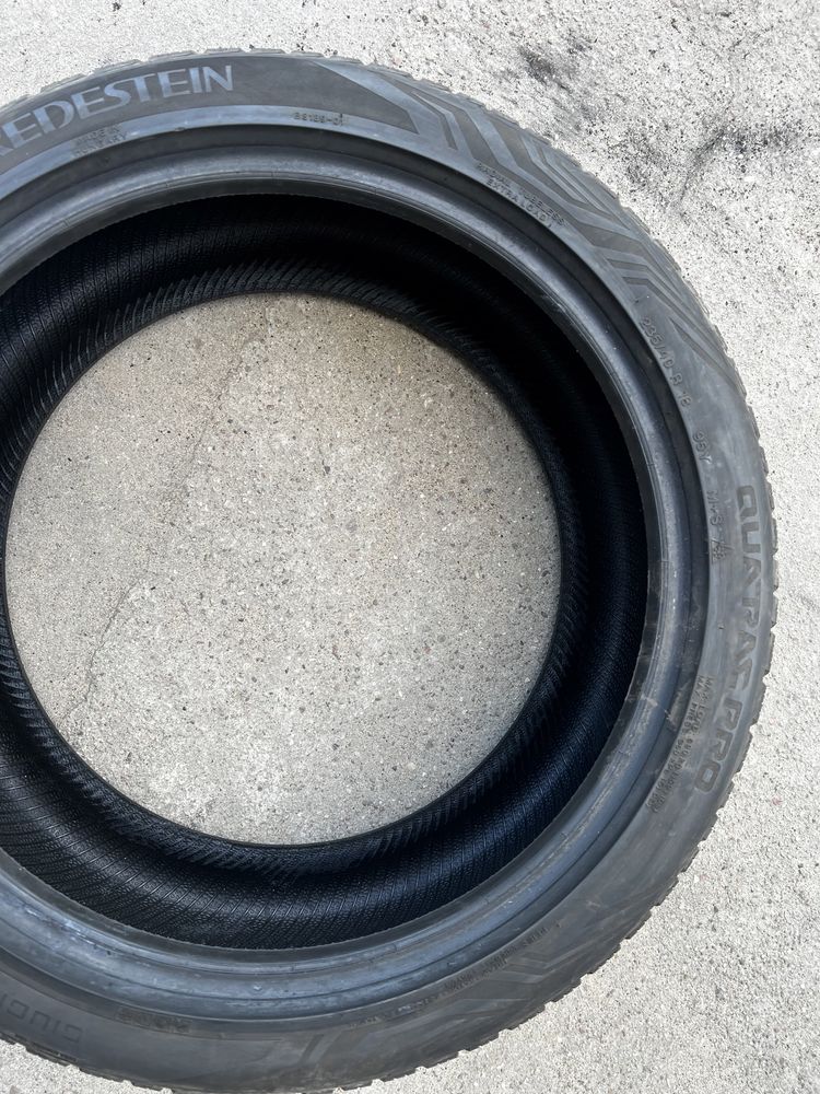 Dwie opony vredestein quatrac pro 235/40/18 2023r.