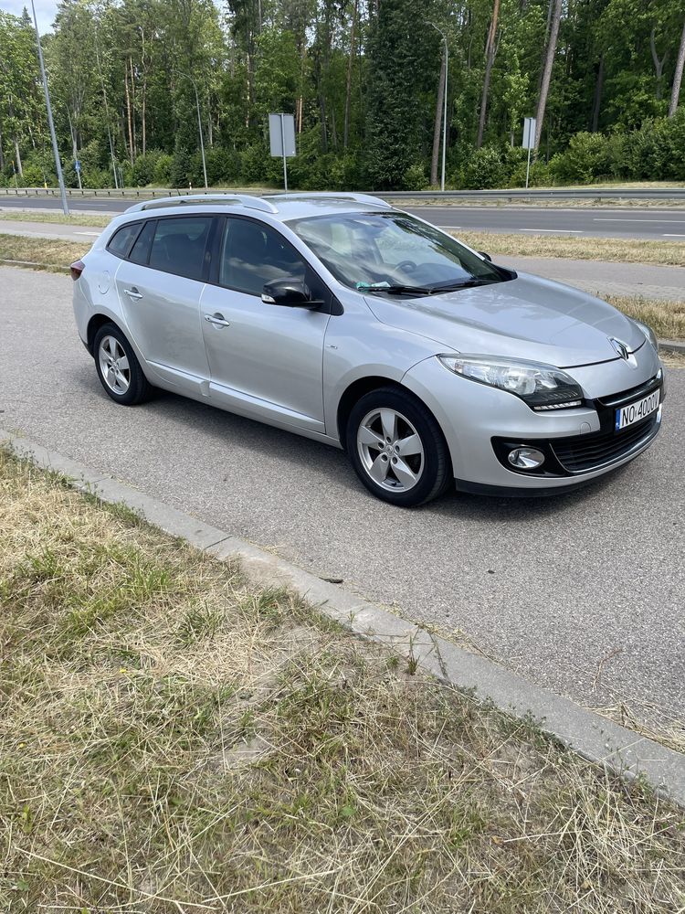 Renault Megane 3  wersja BOSE 1.6 cdti
