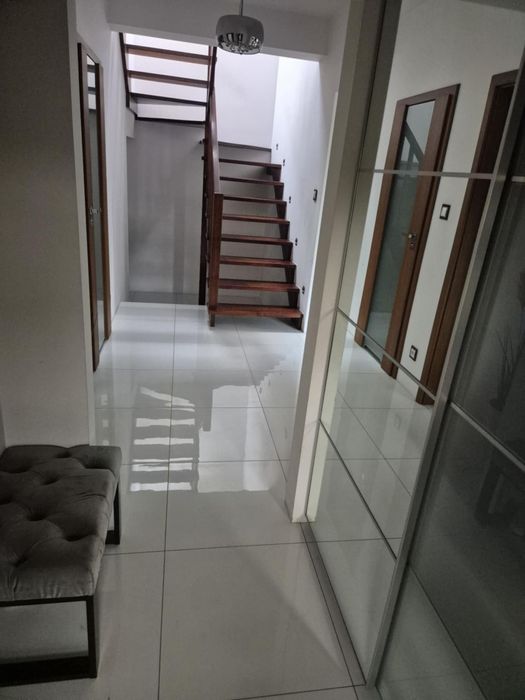 Dom wolnostojący ok 140m2, działka ok 1300m2 w sąsiedztwie lasu