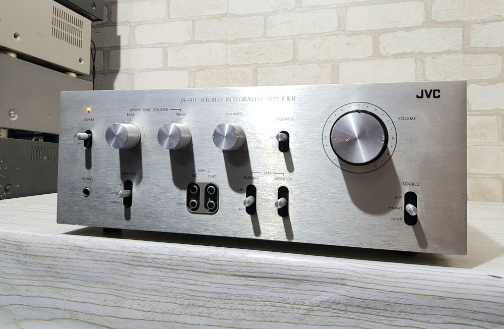 Стерео усилитель/підсилювач  JVC JA-S11 2*50 Вт б/у з Німеччини