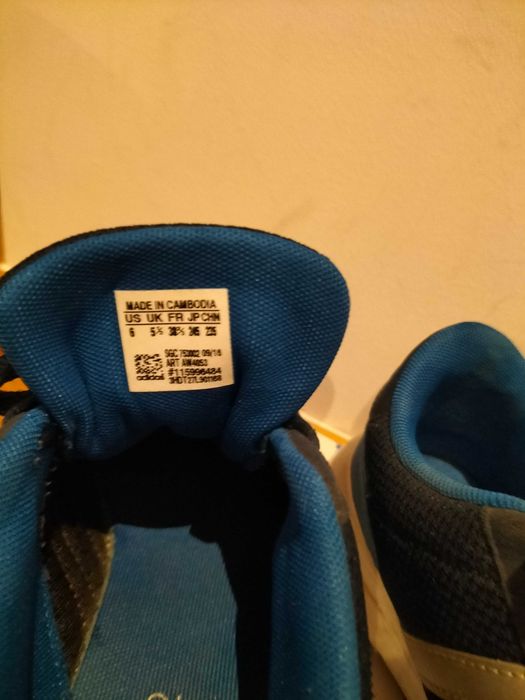 Ténis Adidas Neo