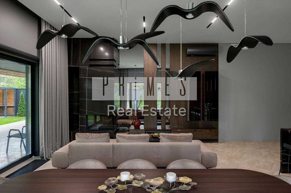 Продаж будинку Плюти. Сучасний ремонт! Басейн