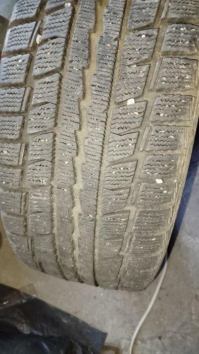 Шина DUNLOP 225/50 R17