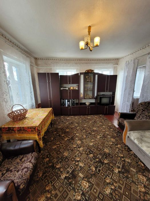 Продам булинок в с. Телешівка (Рокит. району) Держ програми