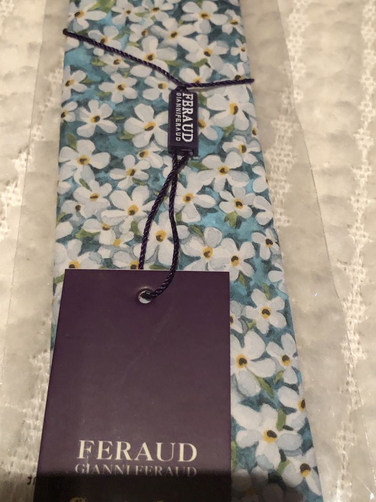 Gravas e Flores de bolso lapela  novas , envio gratis