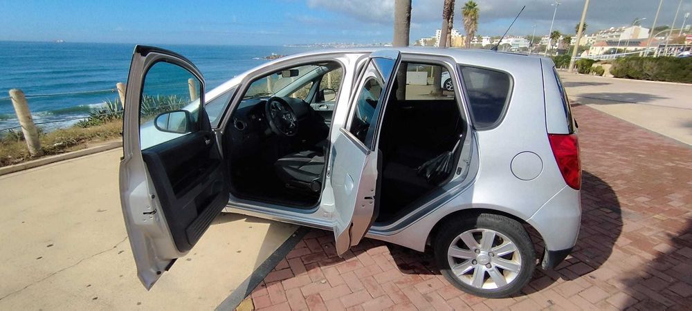 Mitsubishi Colt 2011