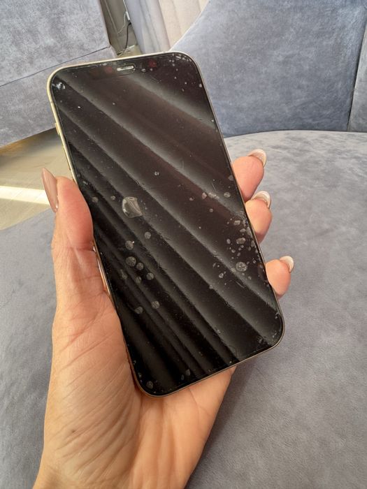 Iphone 12 pro stan bardzo dobry