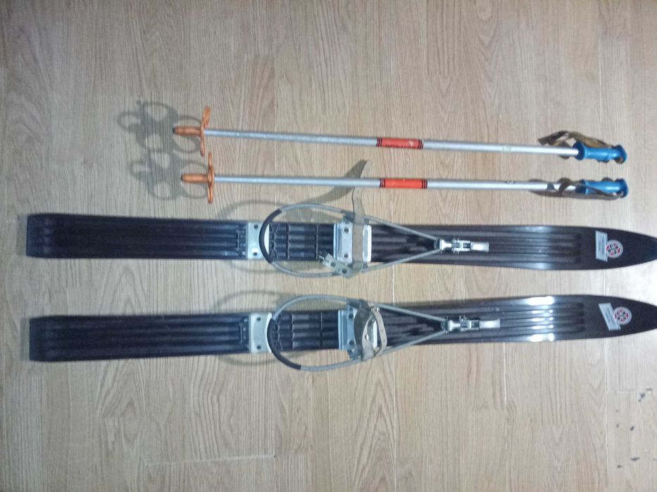 Narty ,, POLSPORT ,, wyprodukowane w Polsce