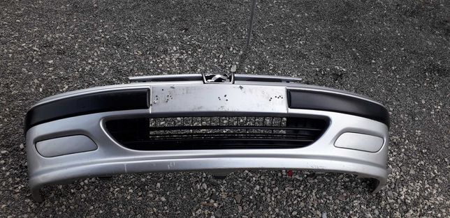 Peugeot 406 sedan kombi zderzak przód przedni srebrny ezrc