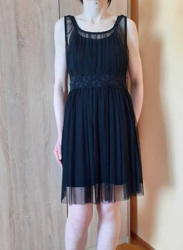 38 40 Nowa sukienka na święta wyszczuplająca czarna tiulowa Vero Moda