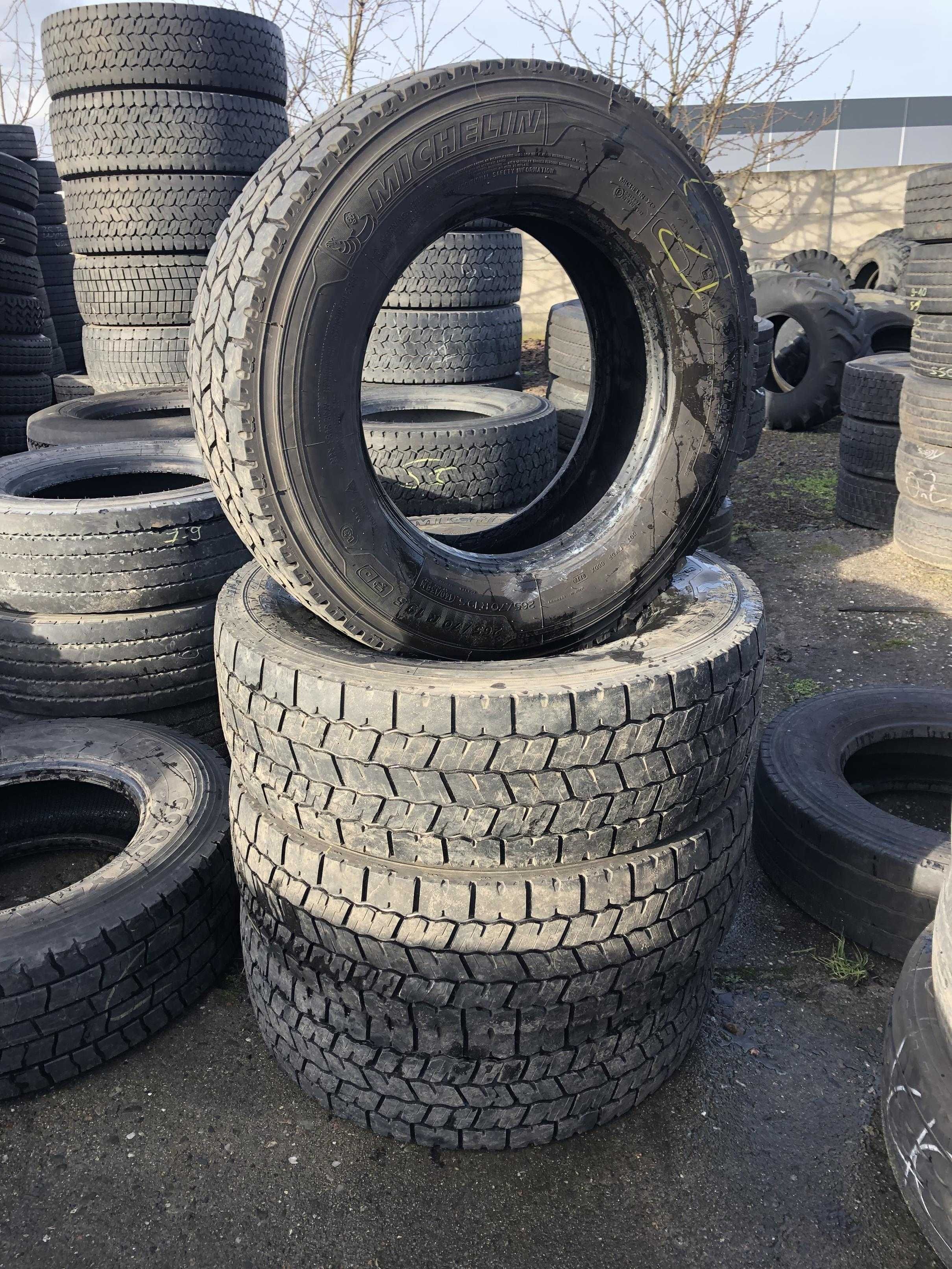 Opony używane ciężarowe napędowe  285/70r19.5 Michelin Xmulti D