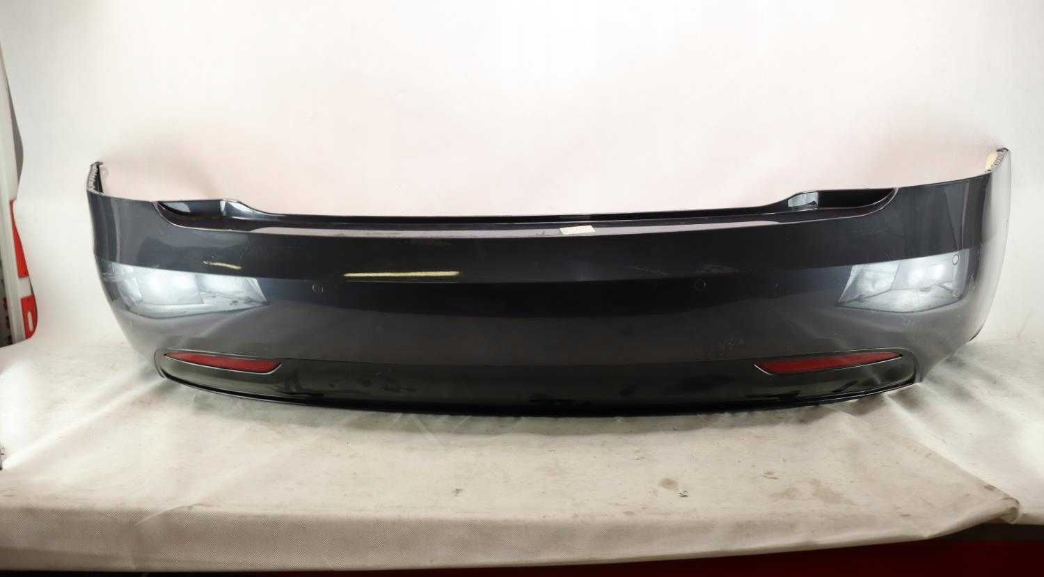 Tesla Model S бампер задній - рест дорест