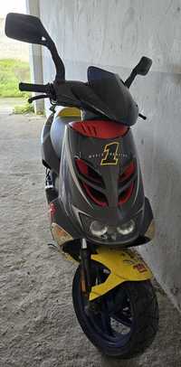 Aprilia SR50 Ditech (injecção)