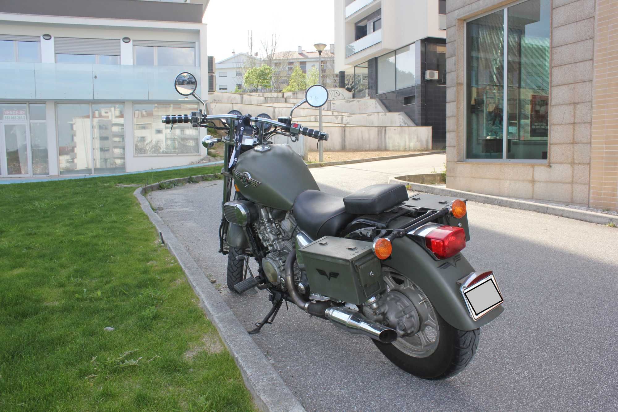 Kawasaki Vulcan VN 750