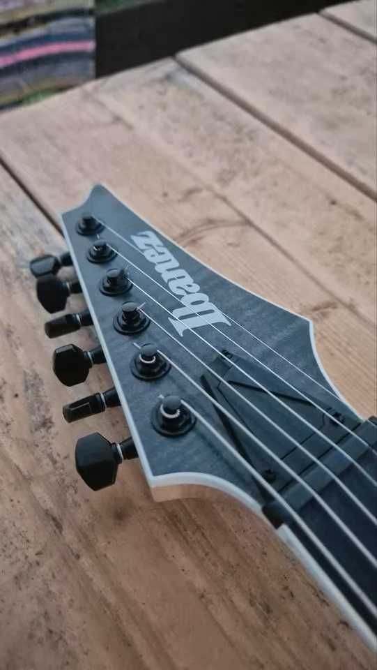 Przepiękna Ibanez RGA Iron Label oddam w dobre ręce